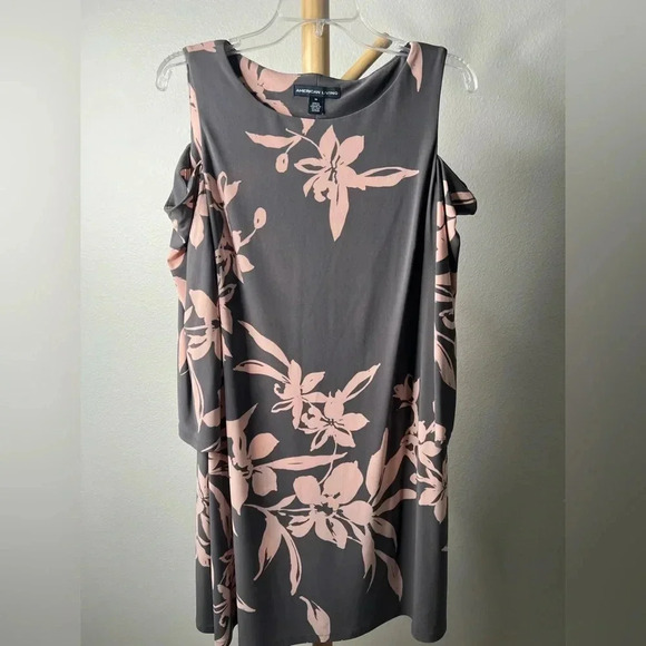 Gray and pink floral 3/4 sleeve cocktail dress Size 16 Women's Floral-Print - Picture 6 of 7